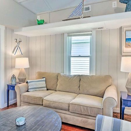 Chic Cottage With Private Yard Steps To Beach! Colonial Beach Exterior photo