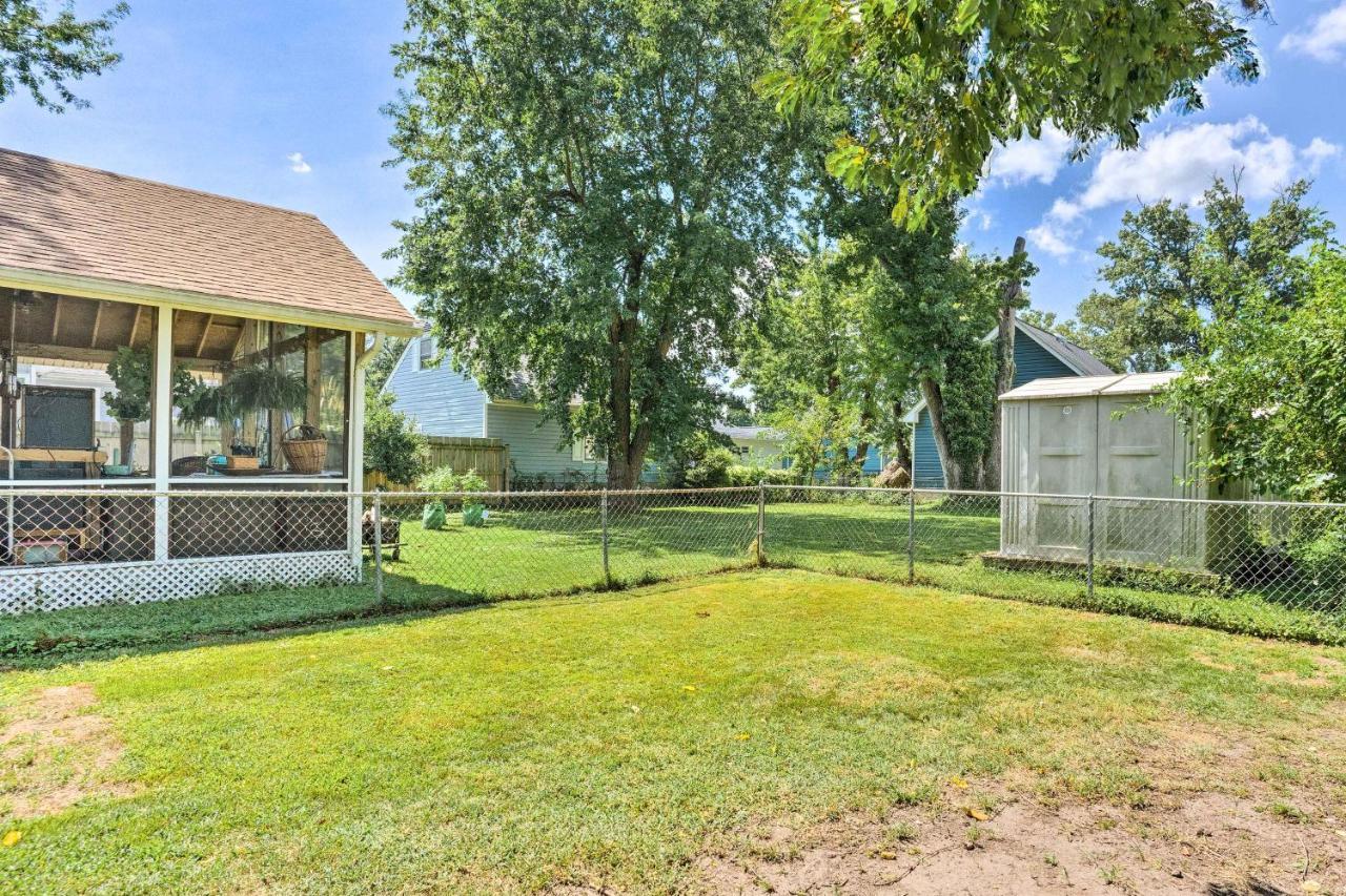 Chic Cottage With Private Yard Steps To Beach! Colonial Beach Exterior photo